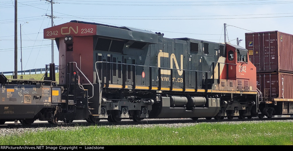 CN 2342